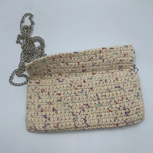 Hand-Knitted Crossbody Bag - Picture 9 of 15